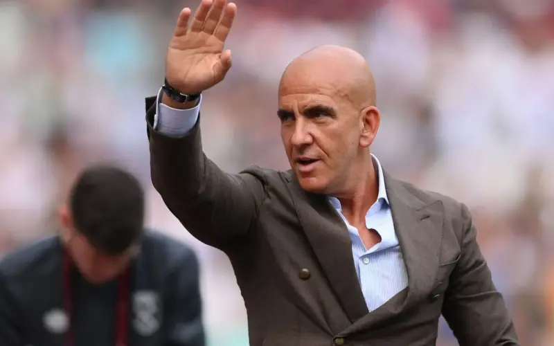 فيديو | بسبب الدوري الإيطالي وأموال البريميرليج ..”المجنون” دي كانيو يشج رأسه ويتعرض لإصابة دامية على الهواء!